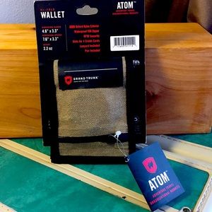 Atom Grand Trunk Bifold Wallet